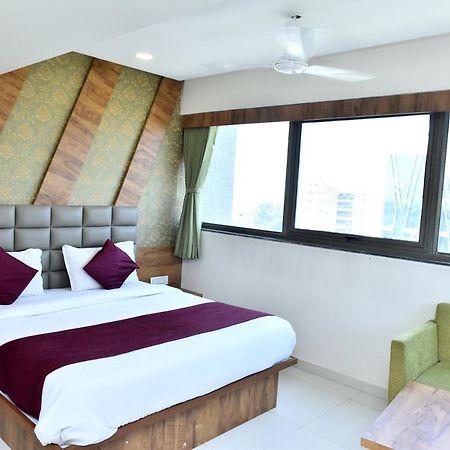 Hotel Royal King By Sky Stays Ahmedabad Exteriör bild