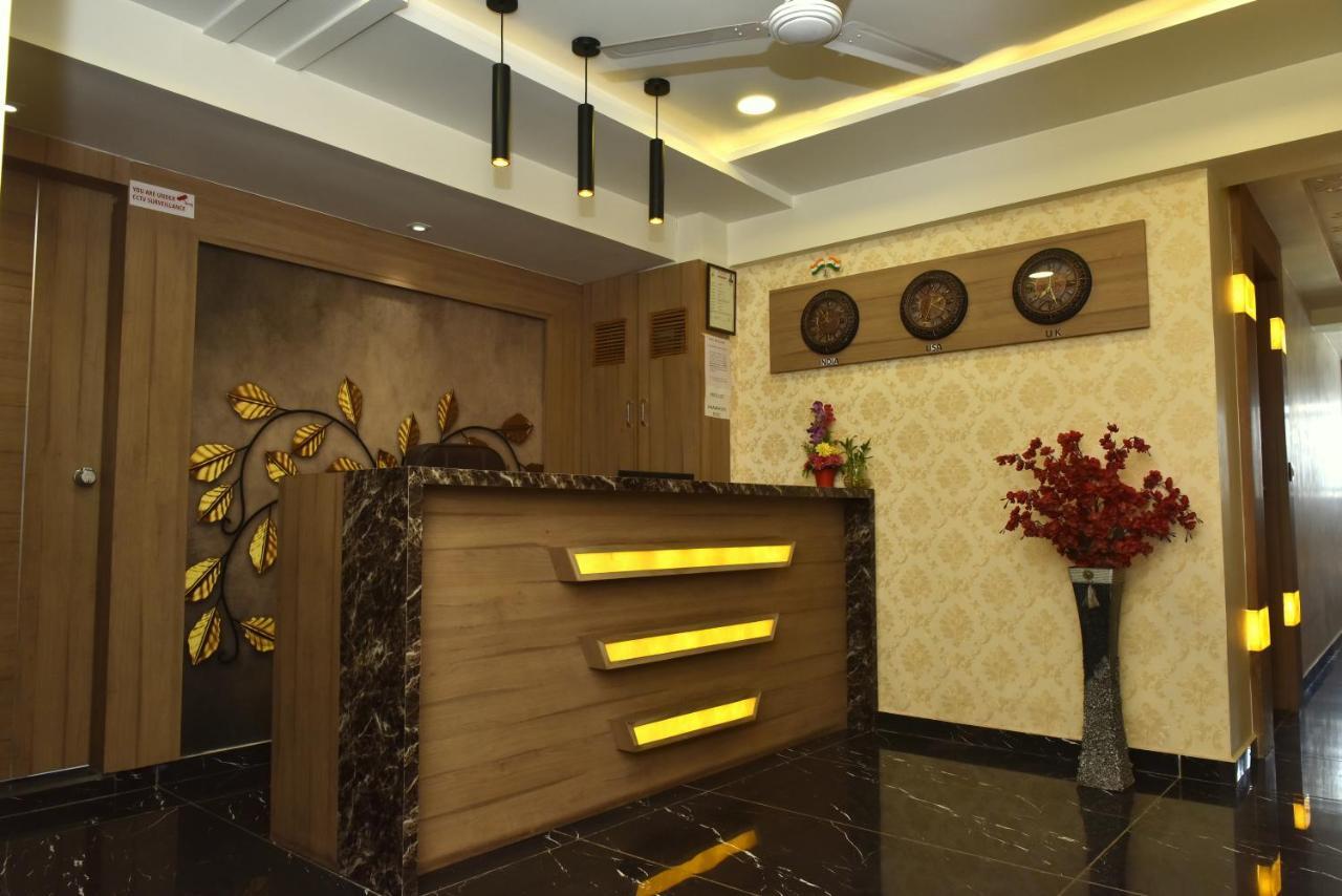 Hotel Royal King By Sky Stays Ahmedabad Exteriör bild