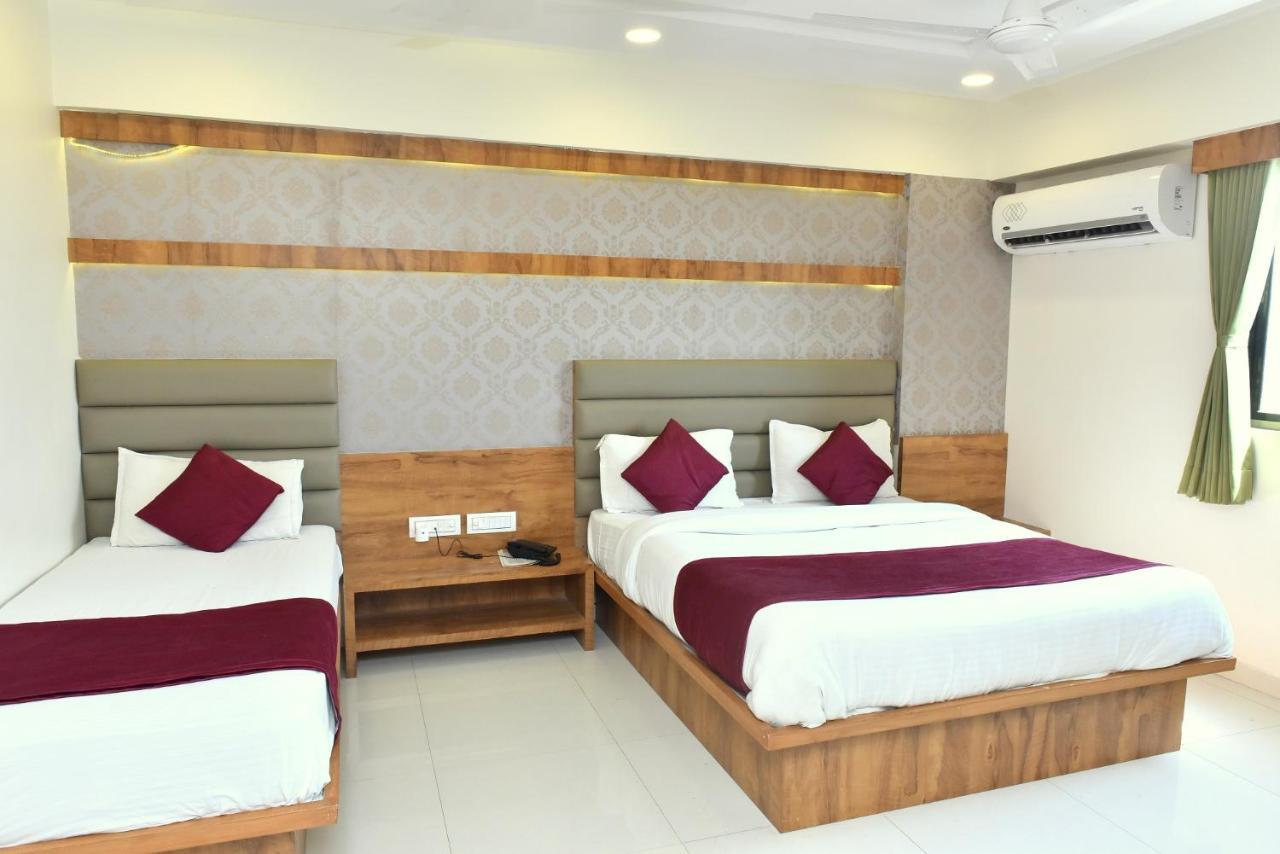 Hotel Royal King By Sky Stays Ahmedabad Exteriör bild